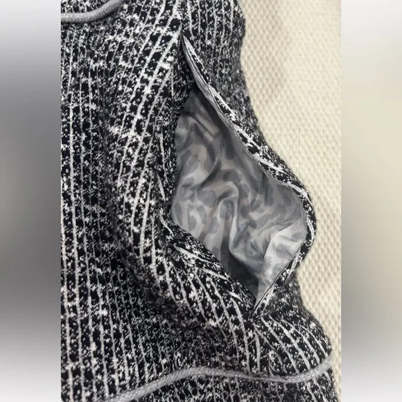 CAbi The Times Jacket Black White Gray Style 5299 Pockets Tweed Size Small - Picture 5 of 10